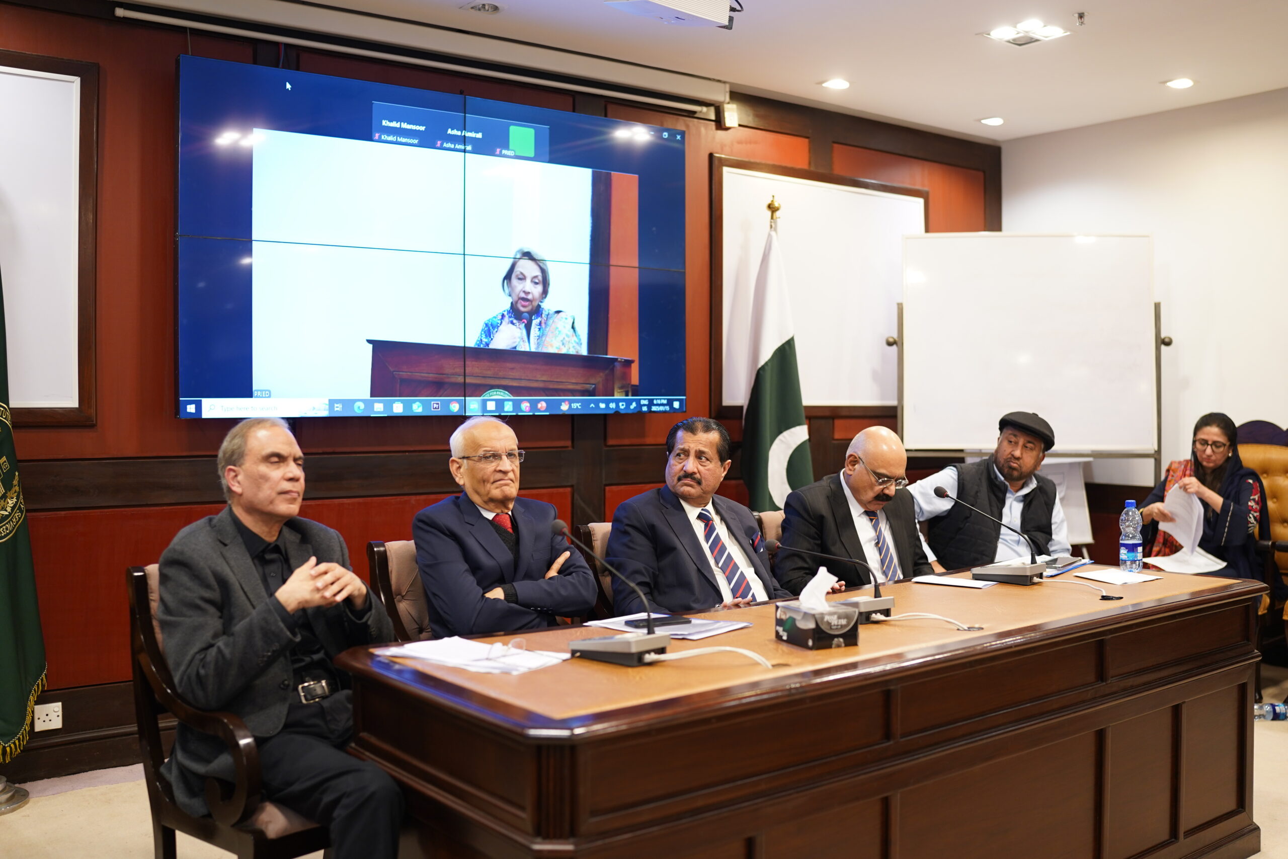 https://energyandeconomyforum.com/wp-content/uploads/2025/01/DSC02520-scaled.jpg